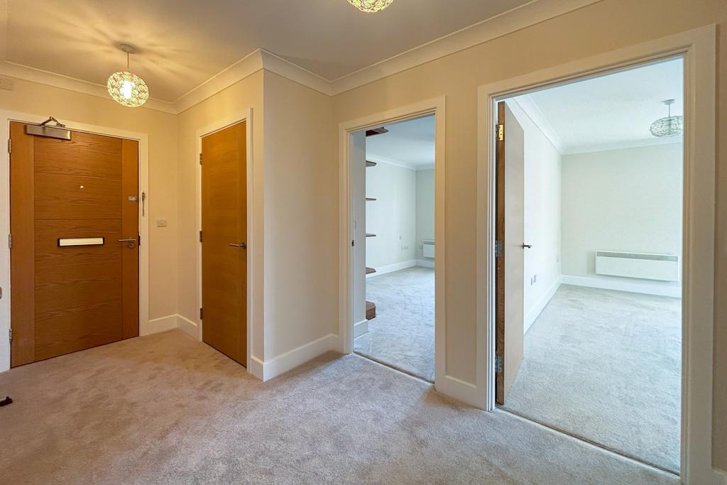 Bh apt62 hallway