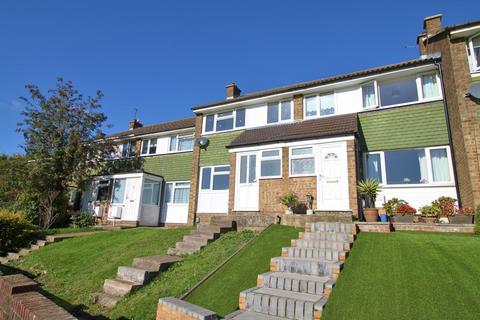 3 bedroom terraced house to rent, Copperfield, Chigwell IG7