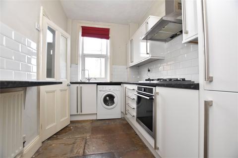 1 bedroom terraced house to rent, New Bank Street, Morley, Leeds