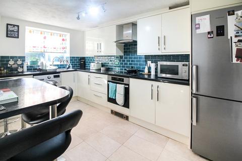 89 Elm Park, Reading, RG30 2HT