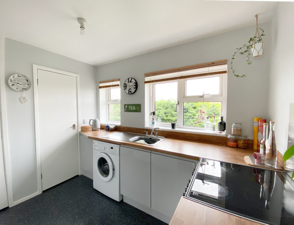 Walnut Way, Ickleford, Hitchin, SG5 2 bed £275,000