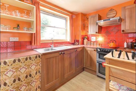 1 bedroom terraced house to rent, Anna Close, Hackney, Haggerston, London Fields, London, E8 4NW