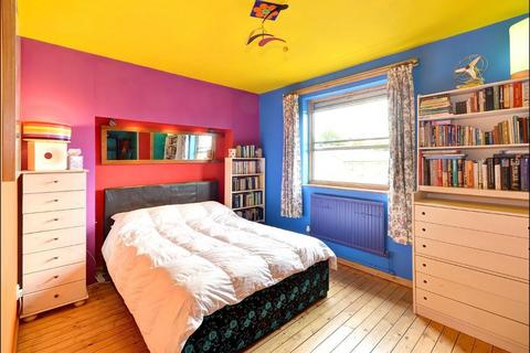 1 bedroom terraced house to rent, Anna Close, Hackney, Haggerston, London Fields, London, E8 4NW