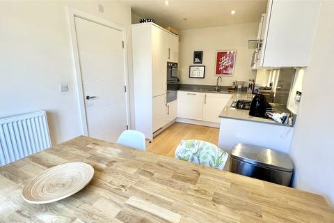 6 Tidman Road, Reading, RG2 0DE