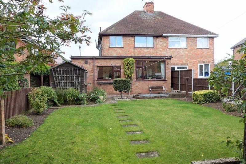 Sandiacre Drive, Thurmaston 3 bed semidetached house £260,000