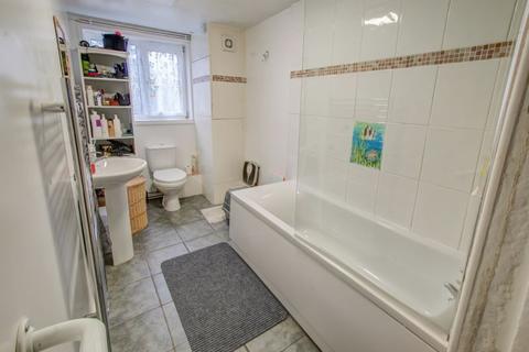 8 Cecil Road, Exeter, EX2 9AQ
