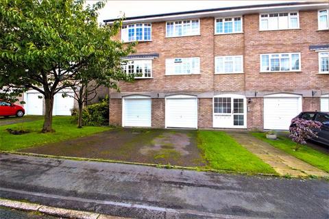 22 Berkshire Drive, Congleton, CW12 1SB