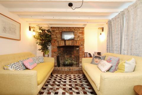 3 bedroom terraced house to rent, Dane Road, Margate