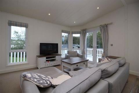 2 bedroom lodge for sale - Near Milford On Sea, Hampshire