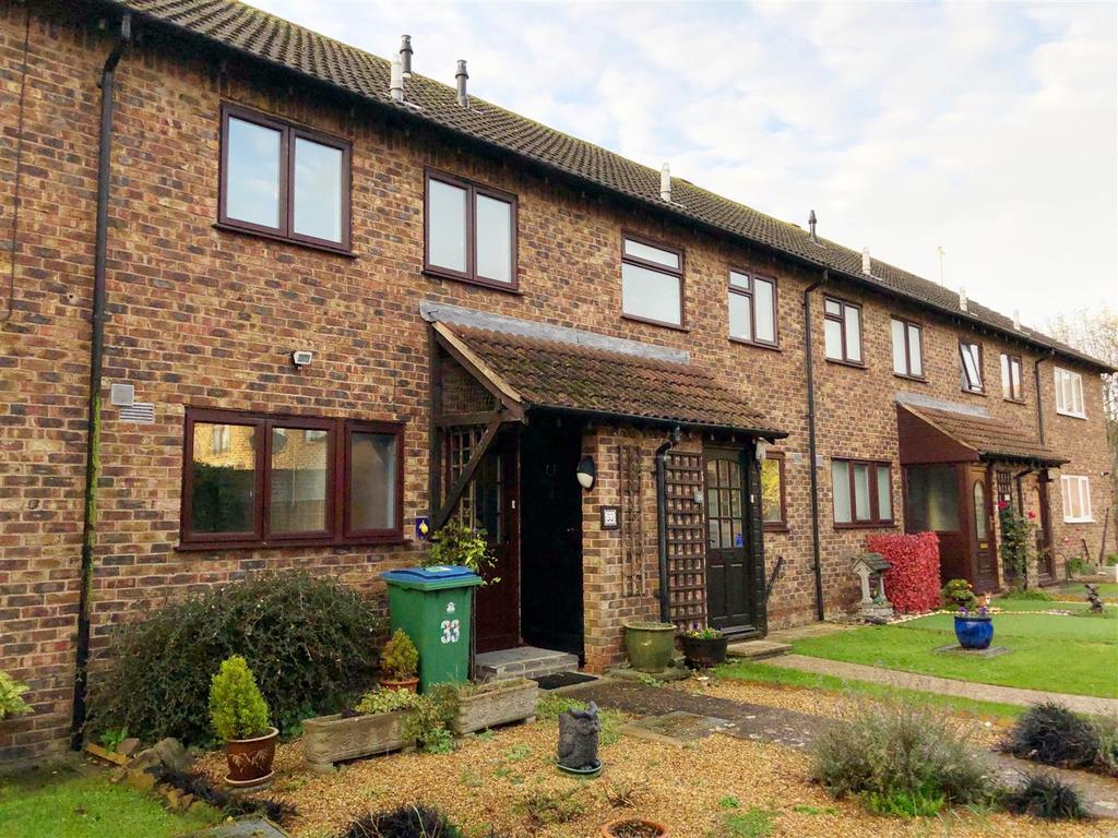 Wakehurst Place, Rustington... 2 bed house £1,300 pcm (£300 pw)