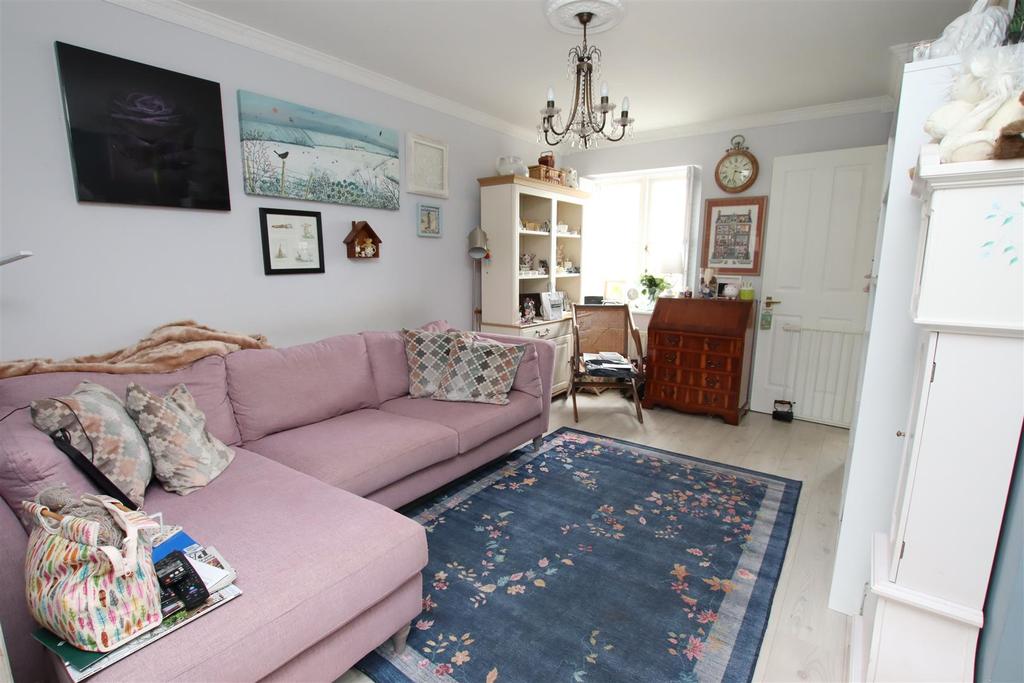 Living Room.JPG