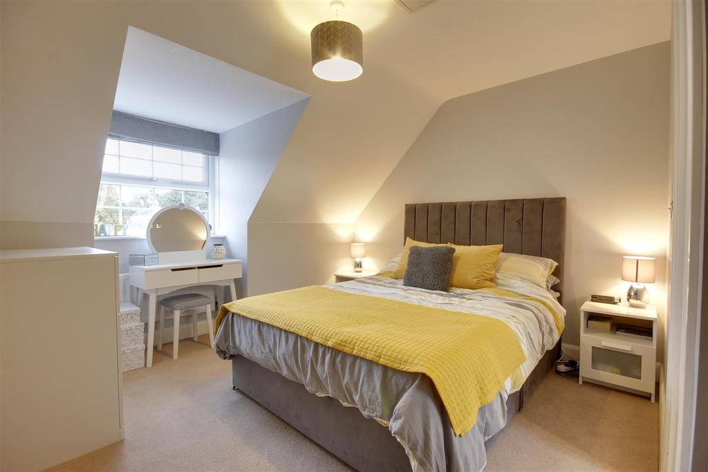 Cleminson Gardens, Cottingham 3 bed terraced house £219,950