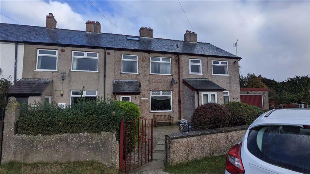 Brynford, Holywell, Flintshire, CH8 2 bed terraced house £170,000
