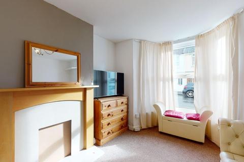 61 Sidney Street, Folkestone, CT19 6HG