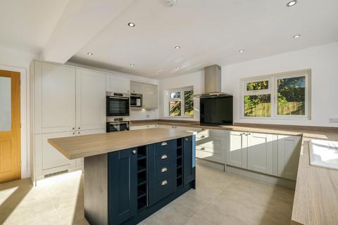 Travellers Rest Carmelite Way, Salisbury, SP1 2HL
