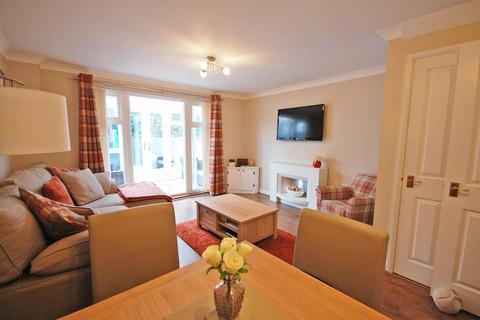 73 Shimbrooks, Great Leighs, Chelmsford, CM3 1SG