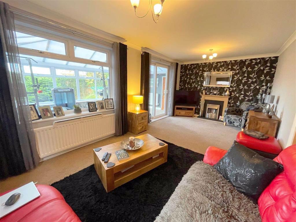 Folly Lane, Cheddleton 2 bed detached house £225,000