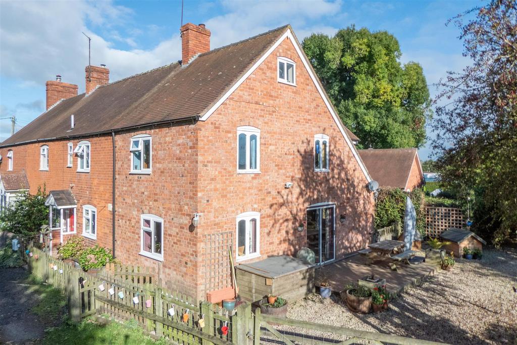 Mollys Cottage HIGH RES-1.jpg