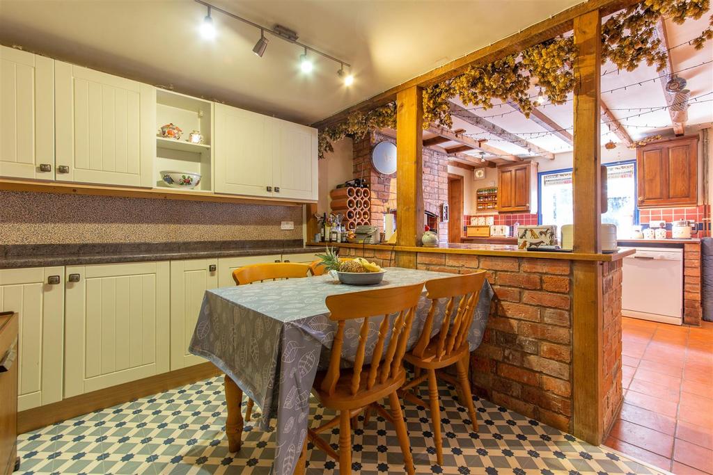 Mollys Cottage HIGH RES-19.jpg