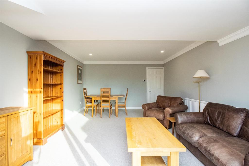 The Covers, Fox Road, West Bridgford, Nottingham 2 bed apartment £850