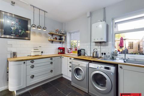 3 Holly Lane, Aughton, Ormskirk, L39 7HB