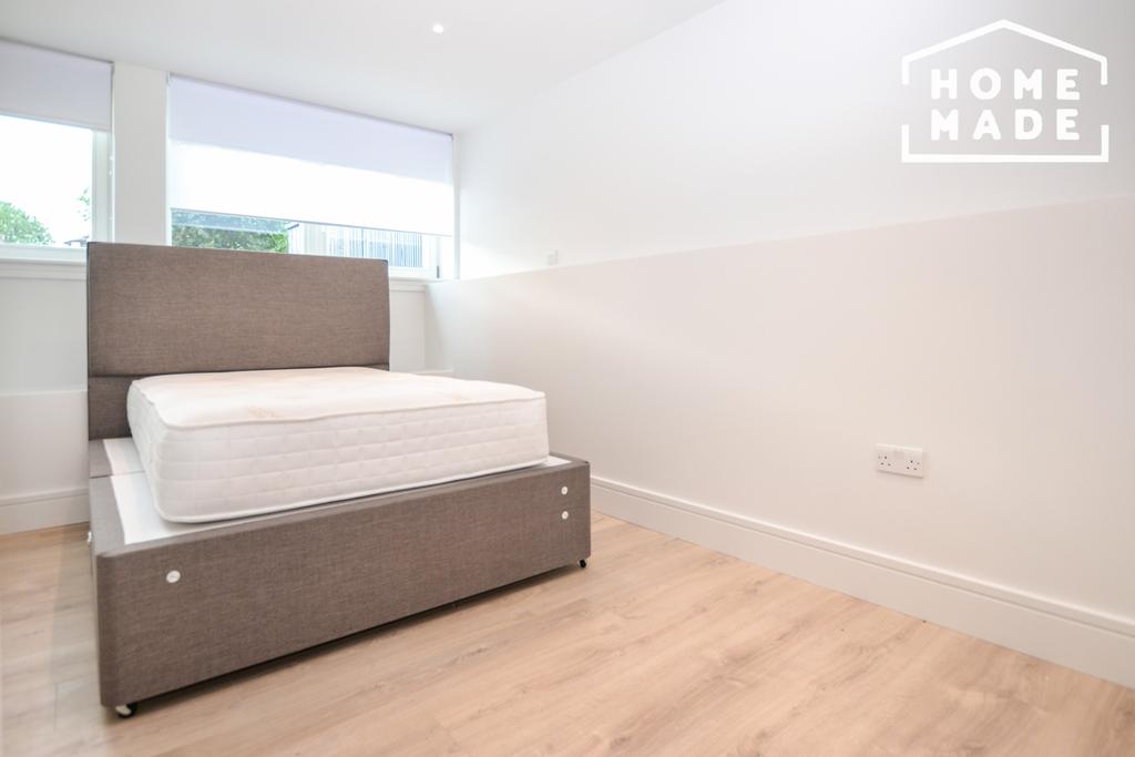 Lowlands House, Harrow, HA1 4 bed flat £2,350 pcm (£542 pw)