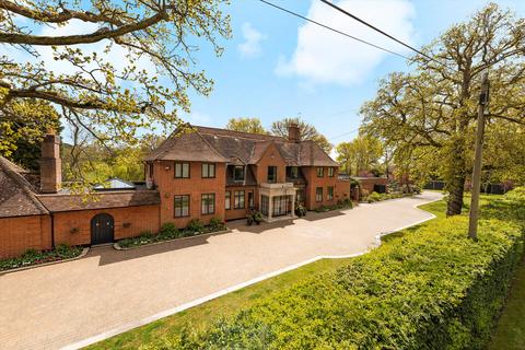 10 bedroom detached house for sale, Carbone Hill, Cuffley, Herts, EN6.