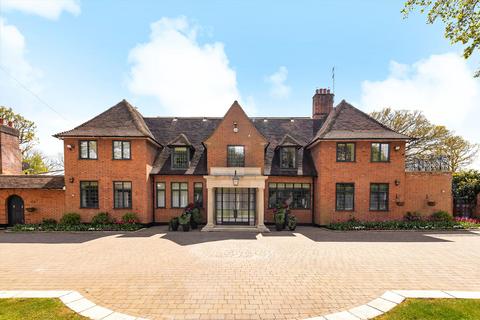 10 bedroom detached house for sale, Carbone Hill, Cuffley, Herts, EN6.