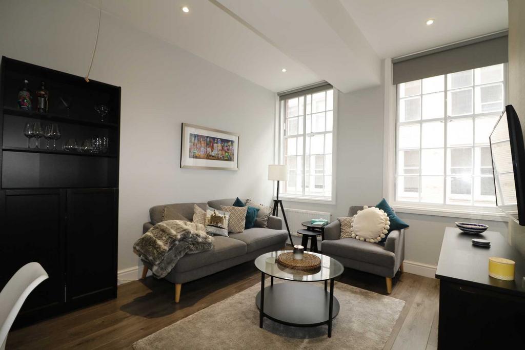 Water Street, Liverpool 1 bed apartment £825 pcm (£190 pw)