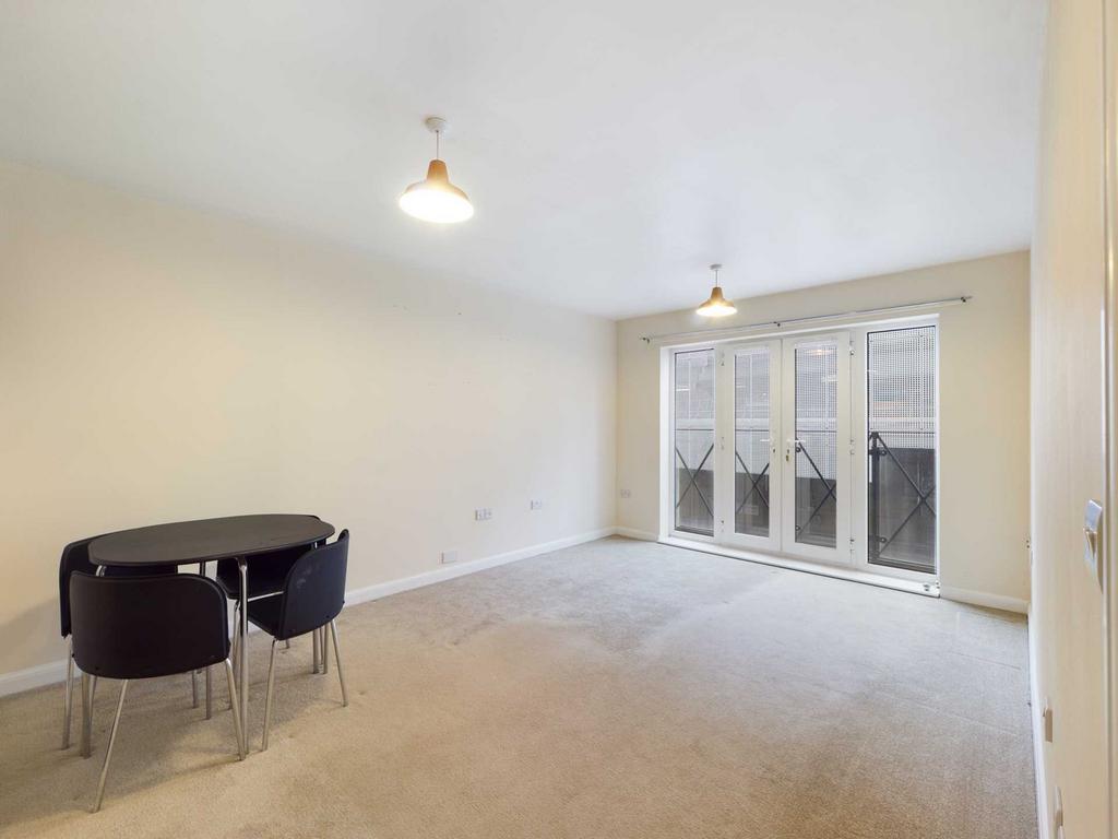 Selden Hill, Hemel Hempstead 1 bed apartment for sale £200,000