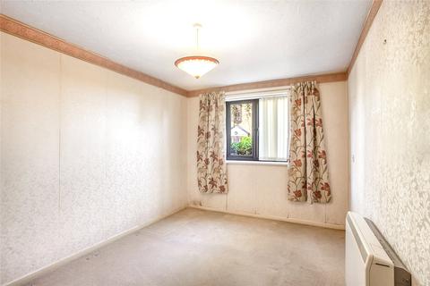 85 Riverside Close, London, E5 9SS