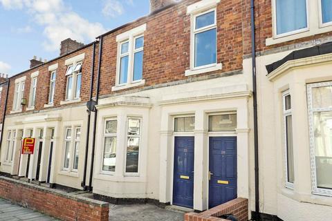 2 bed flat/apartment for rent in Selbourne Street, South Shields, Tyne and Wear, NE33 2TB
