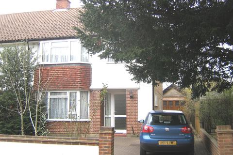 3 bedroom semi-detached house to rent - Lime Grove, New Malden KT3