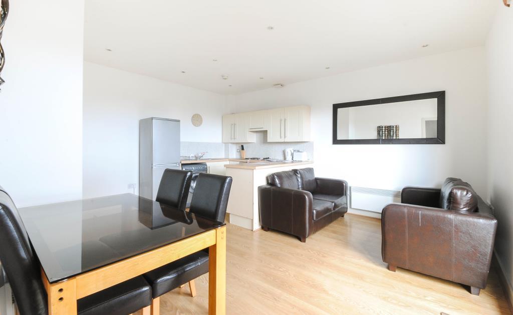 Wharfside, Heritage Way, Wigan, WN3 4AW 2 bed apartment £595 pcm (£