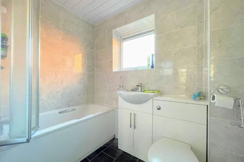 4a Bedale Walk, Shafton, Barnsley, S72 8RG