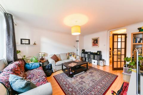 158 Bruce Road, London, E3 3EU