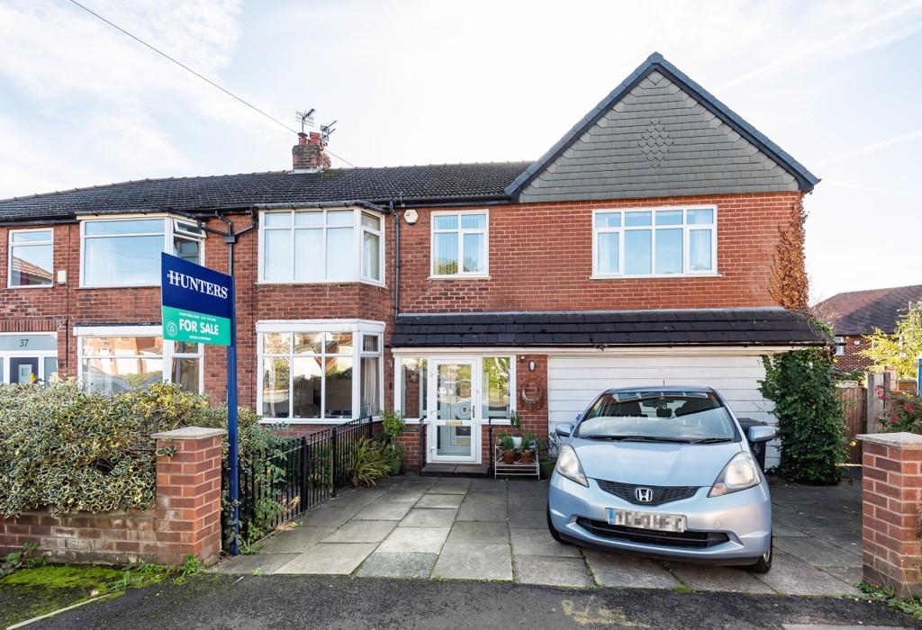 Maple Grove, Worsley, Manchester, Greater Manchester 5 bed semidetached house £425,000