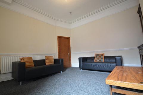 6 bedroom house to rent, Brudenell Road, Leeds LS6