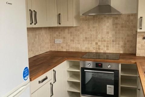2 bedroom terraced house to rent, Greatwood Avenue, Skipton BD23