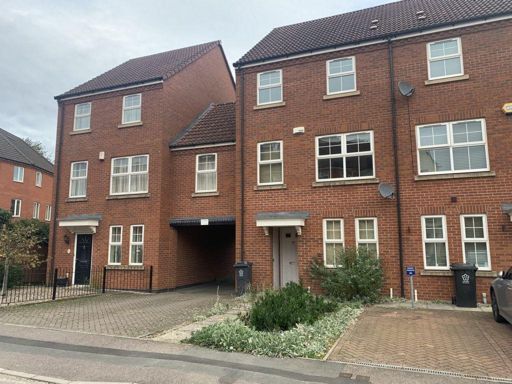 Larchmont Road, Leicester, LE4 4 bed townhouse £1,095 pcm (£253 pw)