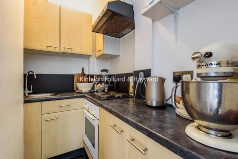 Flat B, The Elms Elm Lane, London, SE6 4LB