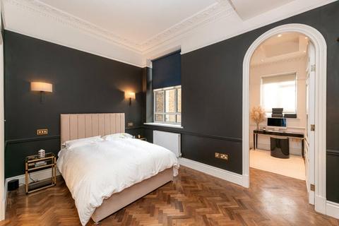 1 bedroom apartment to rent, Upper Brook Street, Mayfair, London, W1K