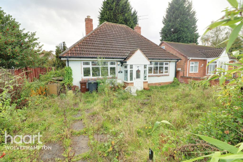 Oxley Moor Road, Wolverhampton 3 bed bungalow £135,000