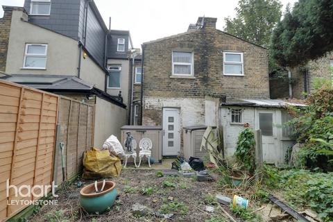 106 Selby Road, London, E11 3LR