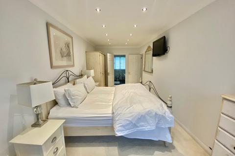 undefined, Waingels Road,  Lands End Twyford,  RG10