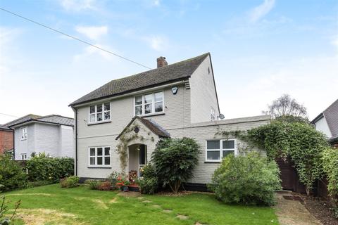 Pippins Barnham Road, Eastergate, Chichester, PO20 3RT