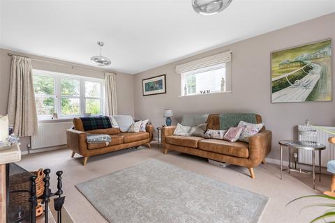 Pippins Barnham Road, Eastergate, Chichester, PO20 3RT