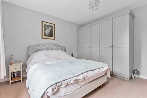 Pippins Barnham Road, Eastergate, Chichester, PO20 3RT