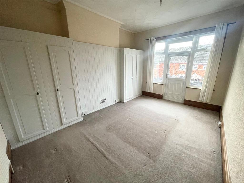 Bedroom no. 1