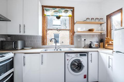 42b Hackford Road, London, SW9 0RF